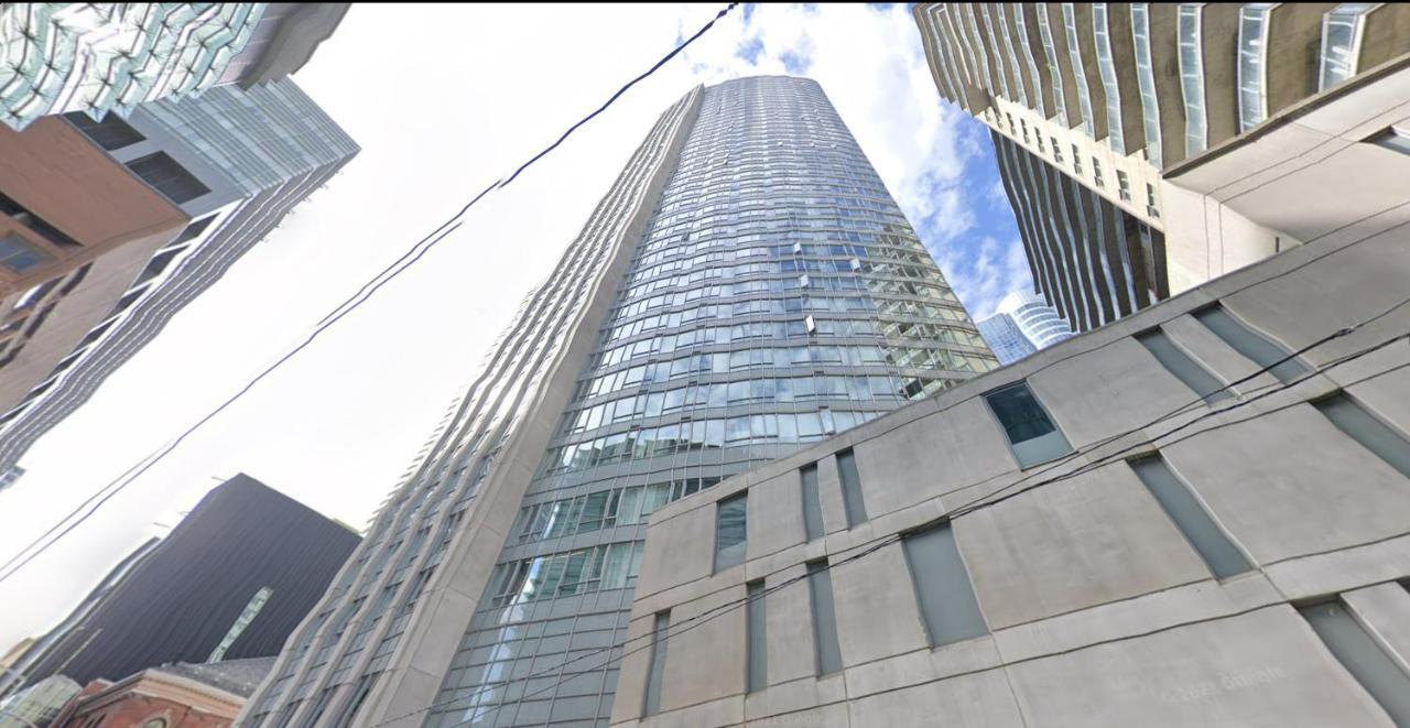 Apartment/2Bedrooms/2 Full Bathrooms/Free Parking Toronto Eksteriør billede