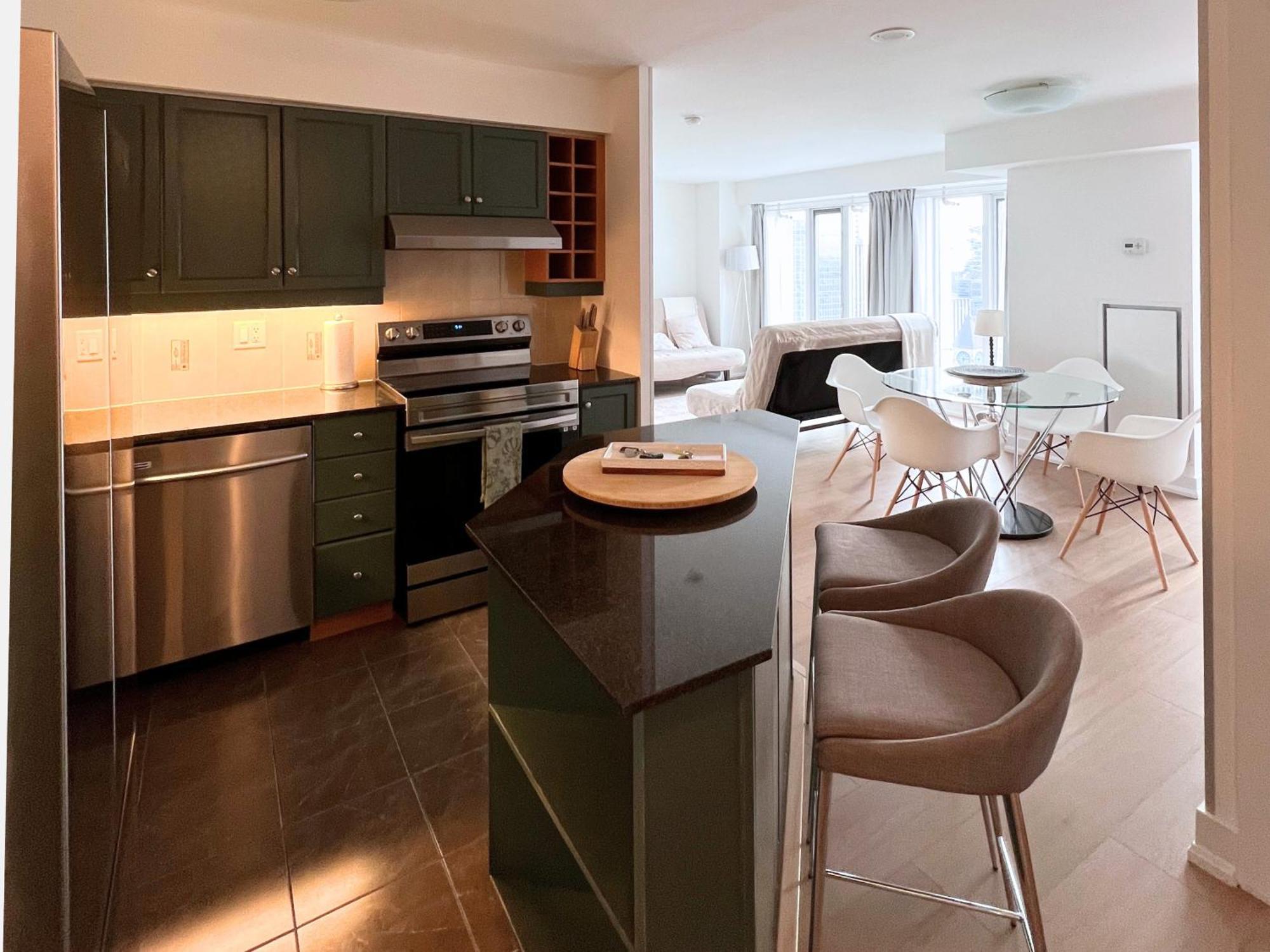 Apartment/2Bedrooms/2 Full Bathrooms/Free Parking Toronto Eksteriør billede